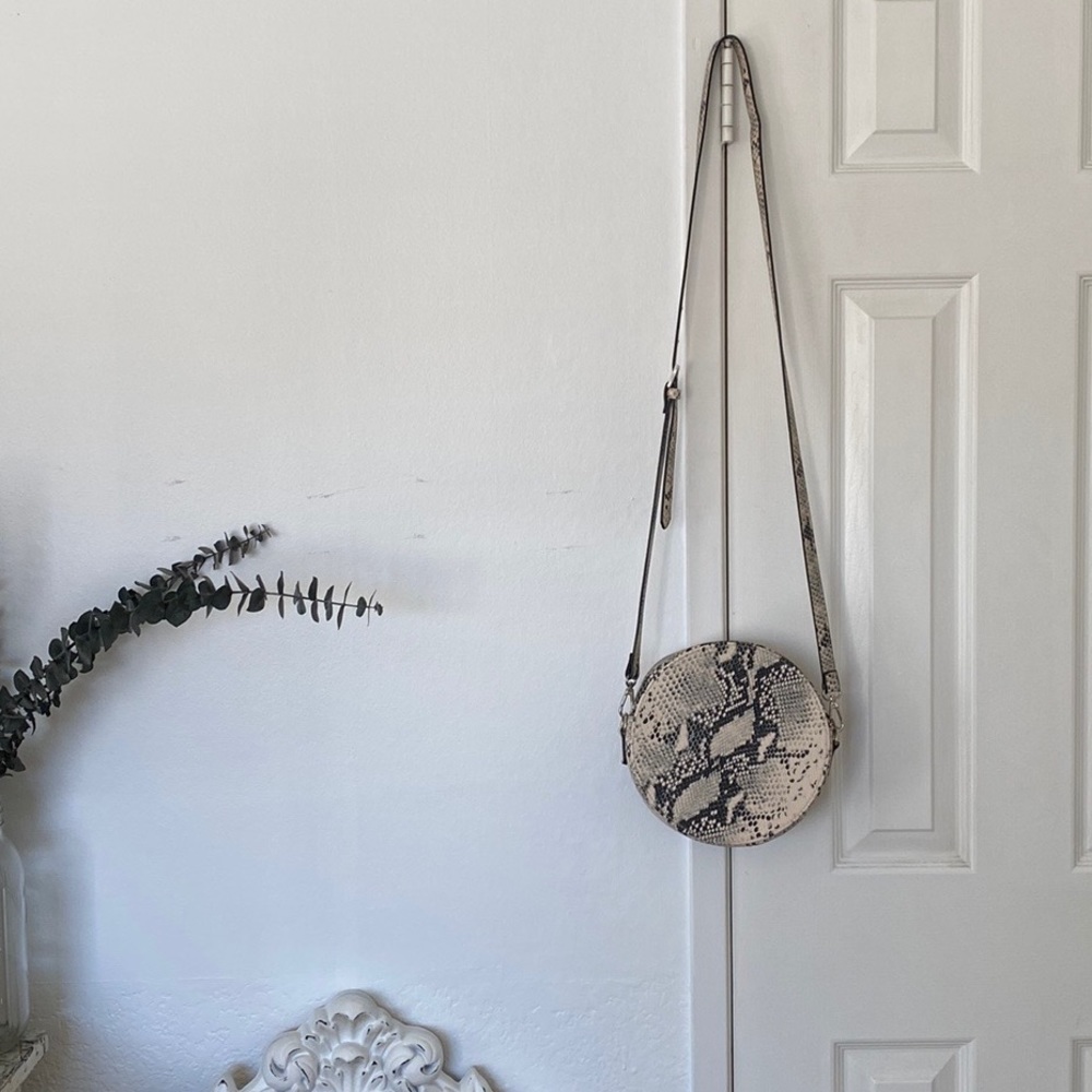 Snake print purse!